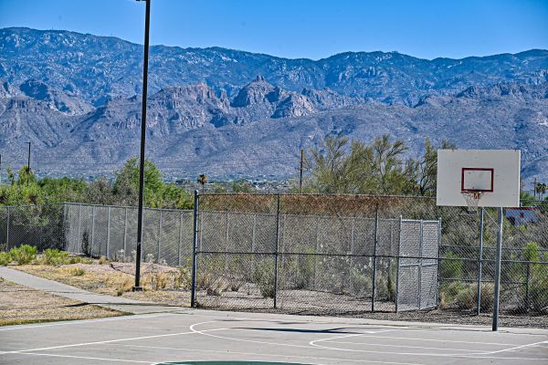 Fencing around Gridley
